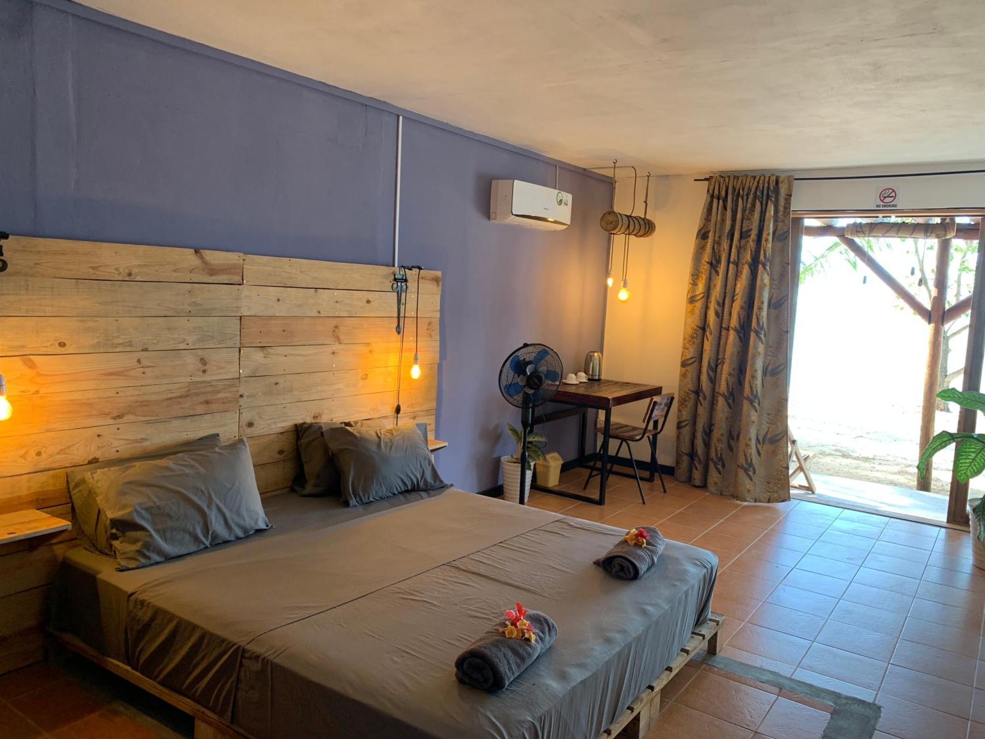 Bon Vivant Front De Mer - Ile Rodrigues Port Mathurin Exterior foto